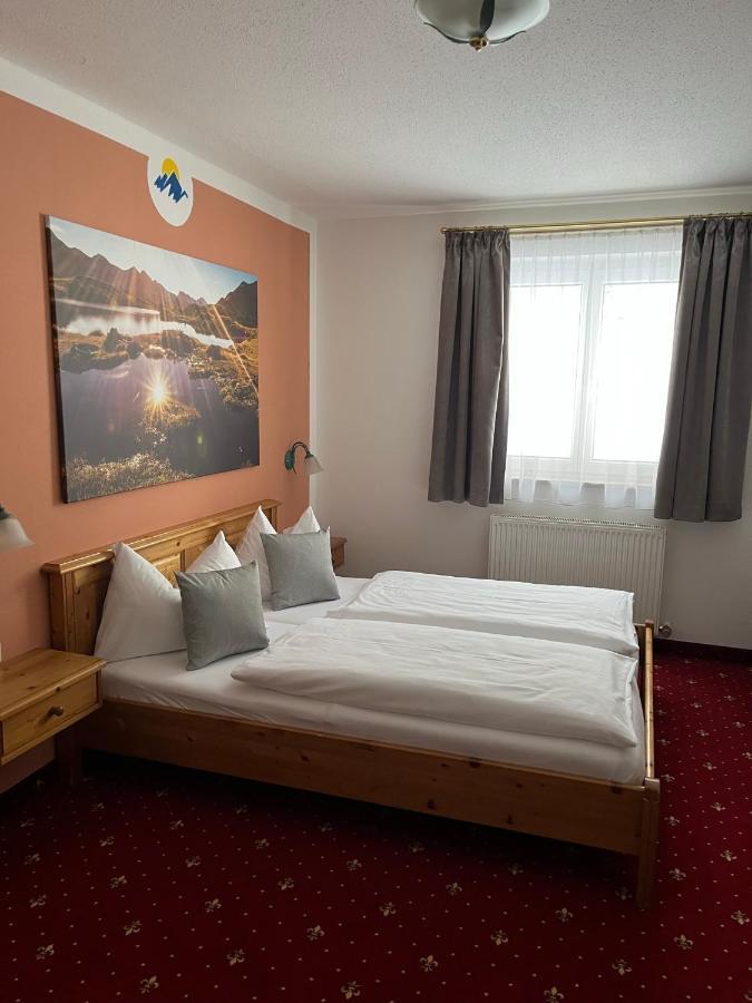 Hotel Solaria โอเบอร์เทาเอิร์น ภายนอก รูปภาพ